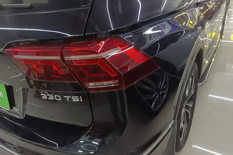 Used Volkswagen Tiguan L 2024 330TSI Automatic Two-Wheel Drive R-Line Enhanced Edition Exterior 3
