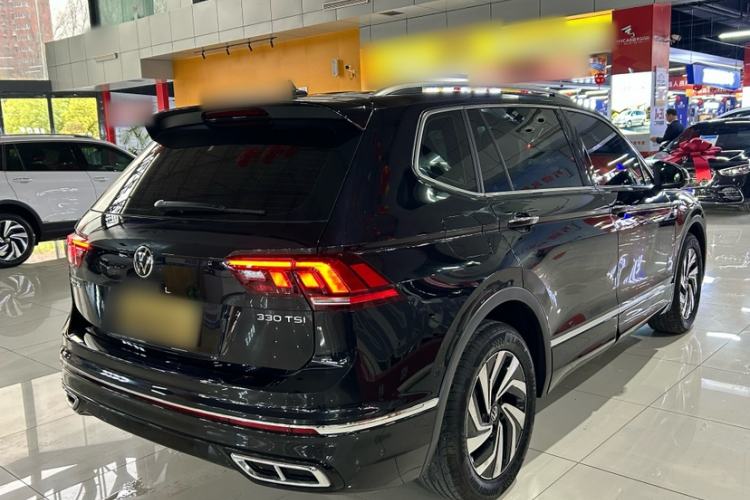 Used Volkswagen Tiguan L 2024 Outstanding Model 330TSI Automatic Two-Wheel Drive R-Line Dragon Glory Edition Exterior 4