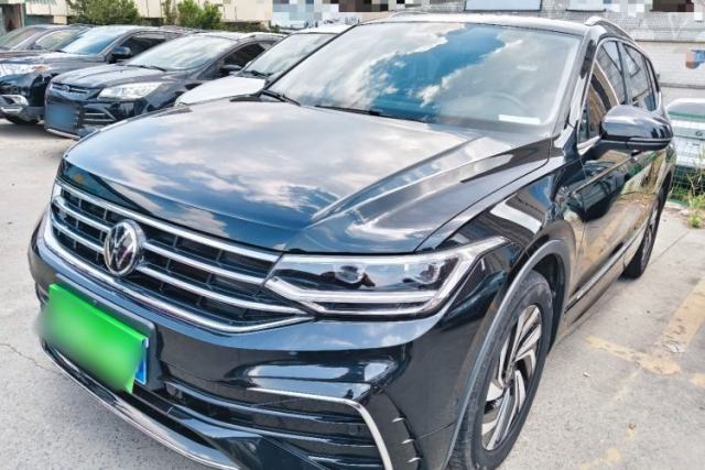 Używany Volkswagen Tiguan L 2024 Outstanding Model 330TSI Automatic Two-Wheel Drive R-Line Dragon Glory Edition