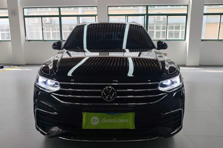 Used Volkswagen Tiguan L 2024 330TSI Automatic Two-Wheel Drive R-Line Enhanced Edition Front