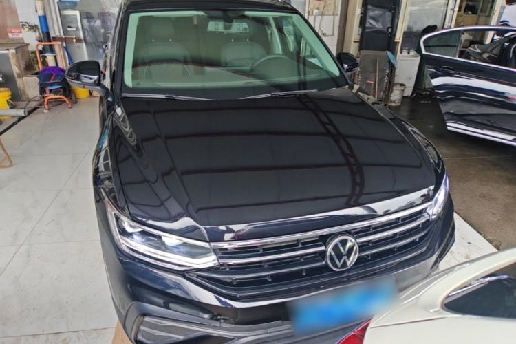 Used Volkswagen Tiguan L 2024 Outstanding Model 300TSI Automatic Two-Wheel Drive Longteng Edition Front