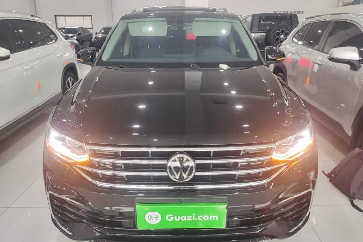 Used Volkswagen Tiguan L 2024 Outstanding Model 330TSI Automatic Two-Wheel Drive R-Line Dragon Glory Edition Front
