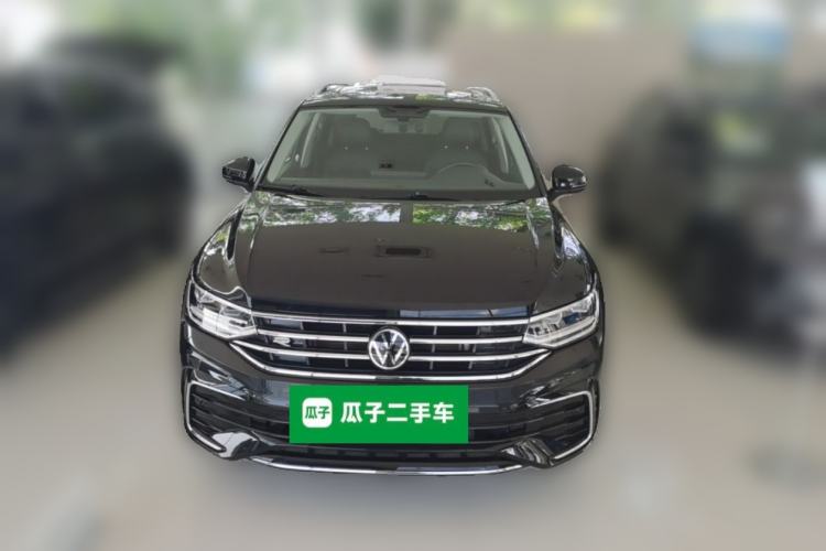 Used Volkswagen Tiguan L 2024 330TSI Automatic Two-Wheel Drive R-Line Enhanced Edition Front