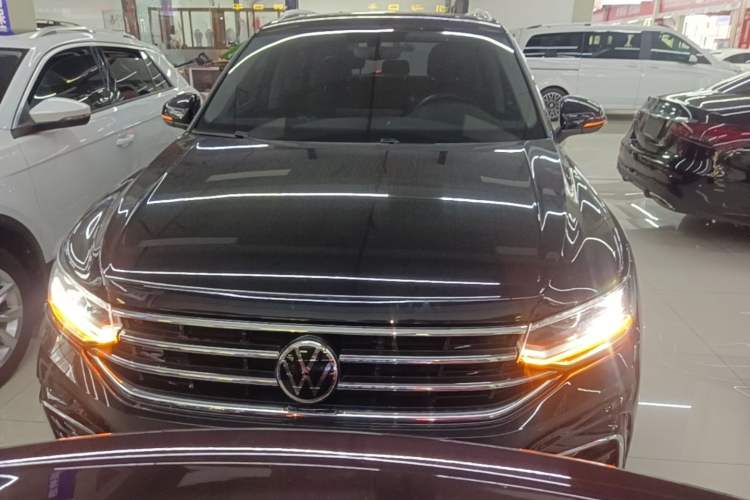 Used Volkswagen Tiguan L 2024 330TSI Automatic Two-Wheel Drive R-Line Enhanced Edition Front