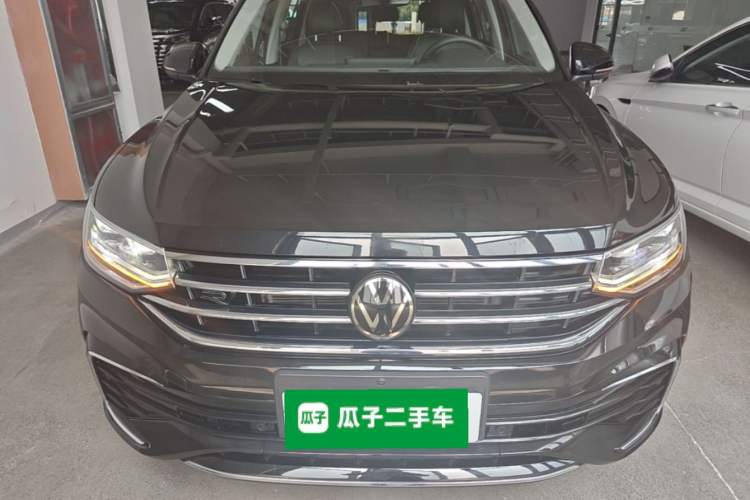 Used Volkswagen Tiguan L 2024 Outstanding Model 330TSI Automatic Two-Wheel Drive R-Line Dragon Glory Edition Front