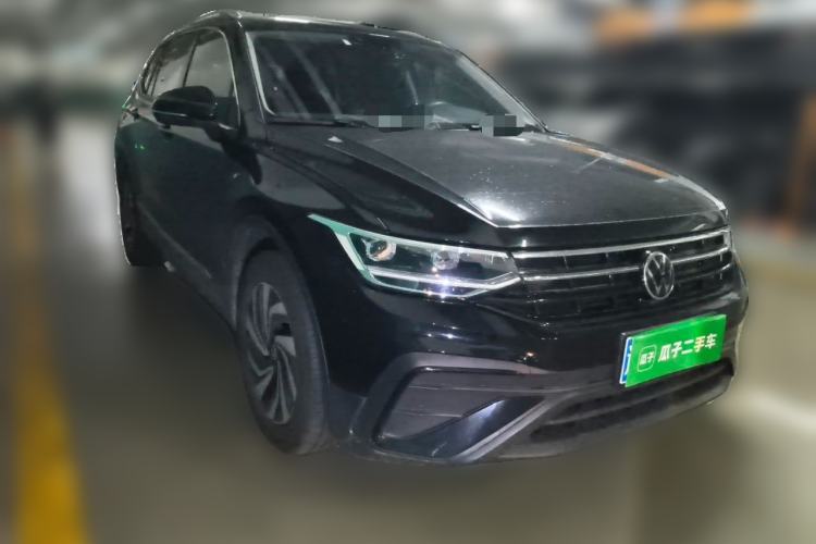 Used Volkswagen Tiguan L 2024 Outstanding Model 300TSI Automatic Two-Wheel Drive Longteng Edition Front Right 45 Deg