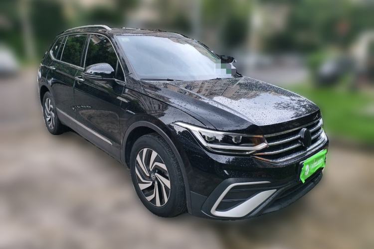 Used Volkswagen Tiguan L 2024 300TSI Automatic Two-Wheel Drive Smart Edition Front Right 45 Deg