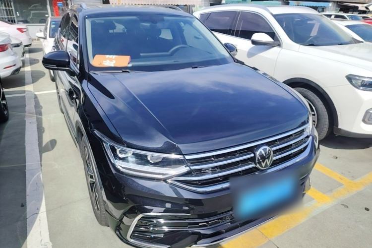 Used Volkswagen Tiguan L 2024 Outstanding Model 330TSI Automatic Two-Wheel Drive R-Line Dragon Glory Edition Front Right 45 Deg