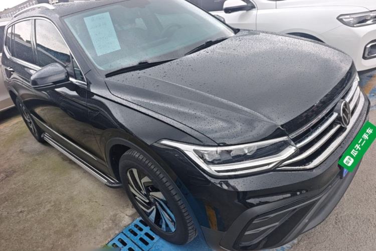 Used Volkswagen Tiguan L 2024 Outstanding Model 300TSI Automatic Two-Wheel Drive Longteng Edition Front Right 45 Deg