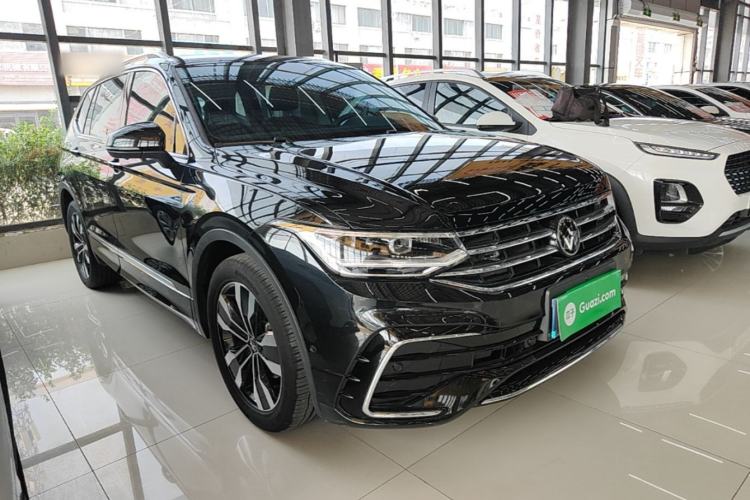 Used Volkswagen Tiguan L 2024 Outstanding Model 330TSI Automatic Two-Wheel Drive R-Line Dragon Glory Edition Front Right 45 Deg