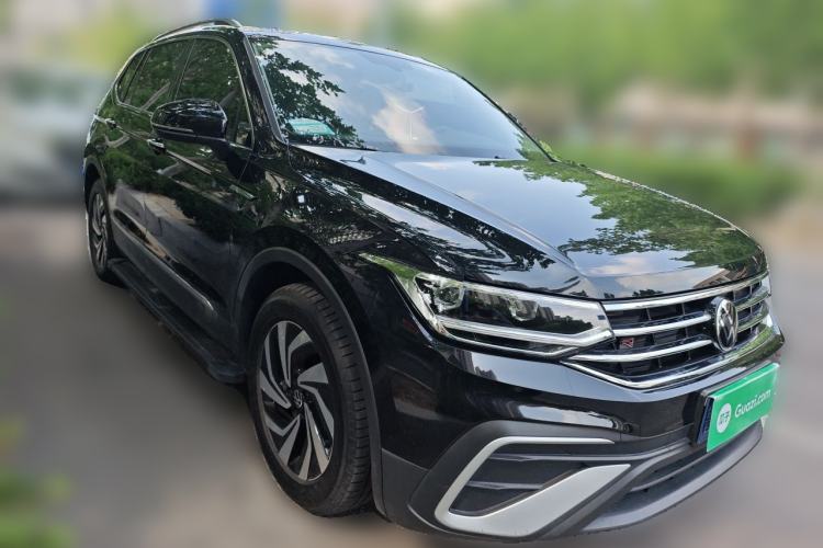 Used Volkswagen Tiguan L 2024 300TSI Automatic Two-Wheel Drive Smart Edition Front Right 45 Deg