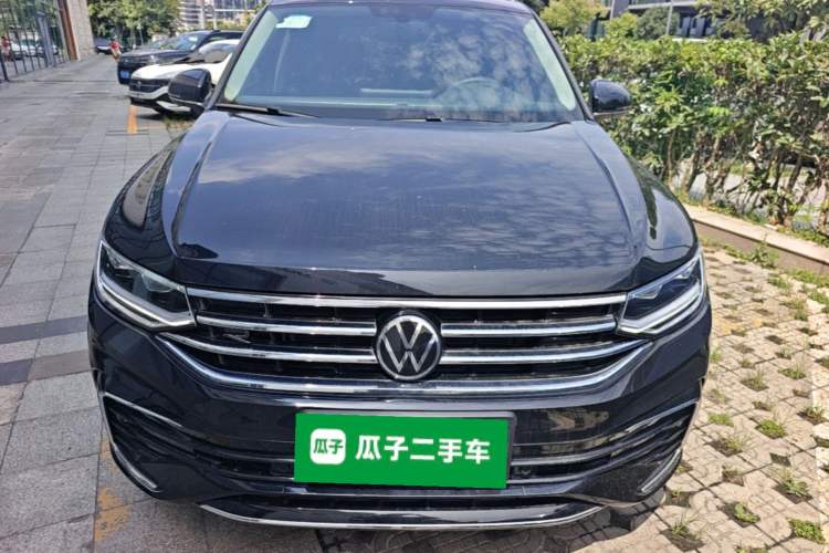 Used Volkswagen Tiguan L 2024 330TSI Automatic Two-Wheel Drive R-Line Enhanced Edition Front