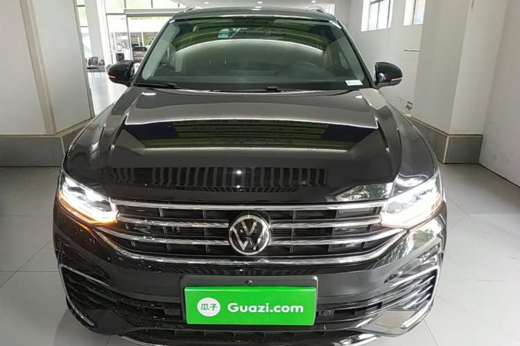 Used Volkswagen Tiguan L 2024 Outstanding Model 330TSI Automatic Two-Wheel Drive R-Line Dragon Glory Edition Front