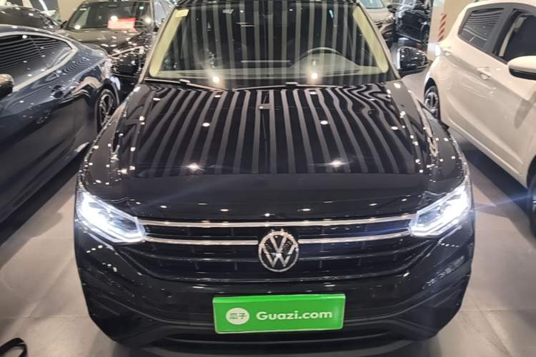 Used Volkswagen Tiguan L 2024 Outstanding Model 300TSI Automatic Two-Wheel Drive Longteng Edition Front