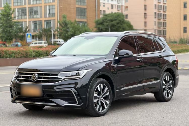 Used Volkswagen Tiguan L 2024 330TSI Automatic Two-Wheel Drive R-Line Enhanced Edition Guazi used car, China used car export, Used car for sale, Used  cars, Cheapest cars for sale