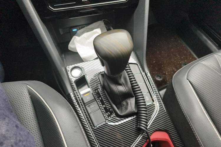 Used Volkswagen Tiguan L 2024 300TSI Automatic Two-Wheel Drive Smart Edition Gear Lever