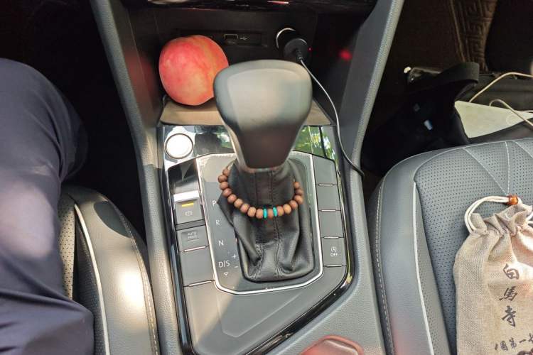 Used Volkswagen Tiguan L 2024 300TSI Automatic Two-Wheel Drive Smart Edition Gear Lever