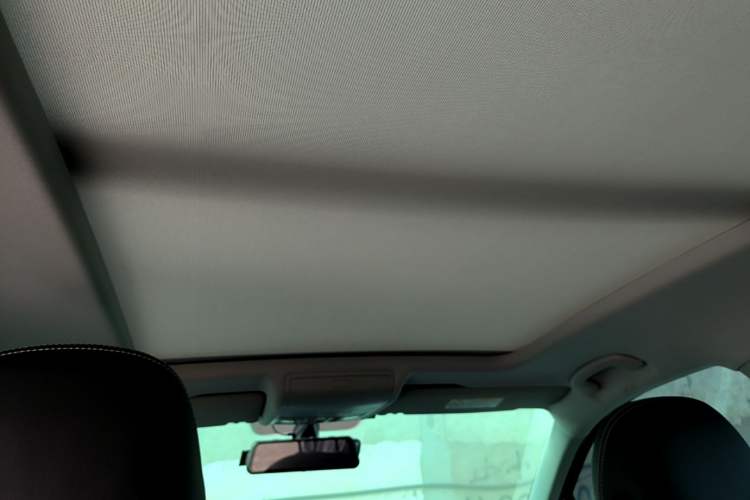 Used Volkswagen Tiguan L 2024 330TSI Automatic Two-Wheel Drive R-Line Enhanced Edition Headliner