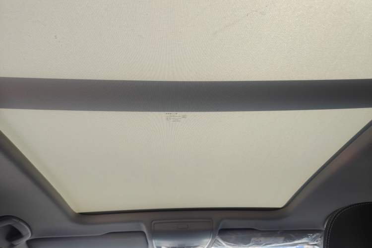 Used Volkswagen Tiguan L 2024 330TSI Automatic Two-Wheel Drive R-Line Enhanced Edition Headliner