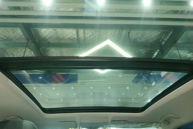 Used Volkswagen Tiguan L 2024 330TSI Automatic Two-Wheel Drive R-Line Enhanced Edition Headliner
