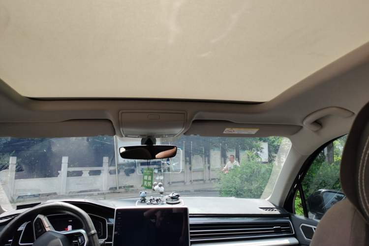 Used Volkswagen Tiguan L 2024 330TSI Automatic Two-Wheel Drive R-Line Enhanced Edition Headliner