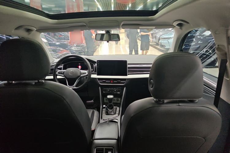 Used Volkswagen Tiguan L 2024 300TSI Automatic Two-Wheel Drive Smart Edition Headliner