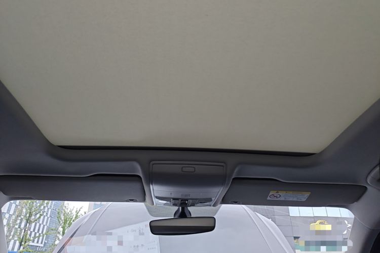 Used Volkswagen Tiguan L 2024 Outstanding Model 330TSI Automatic Two-Wheel Drive R-Line Dragon Glory Edition Headliner