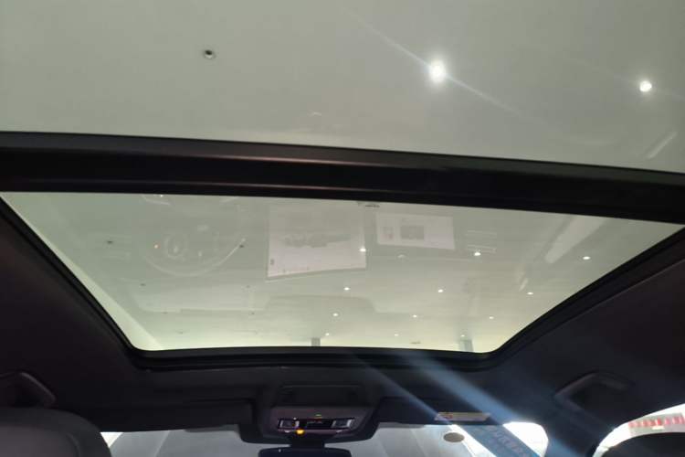 Used Volkswagen Tiguan L 2024 PRO 380TSI Four-Wheel Drive R-Line Prestige Edition Headliner