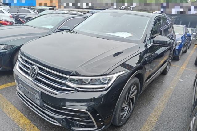 Used Volkswagen Tiguan L 2024 Outstanding Model 330TSI Automatic Two-Wheel Drive R-Line Dragon Glory Edition