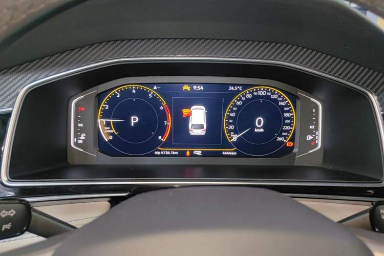 Used Volkswagen Tiguan L 2024 330TSI Automatic Two-Wheel Drive R-Line Enhanced Edition Instrument Cluster