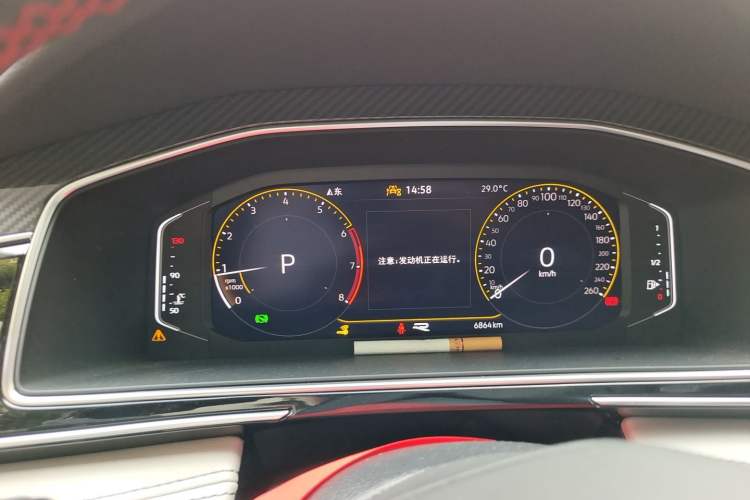 Used Volkswagen Tiguan L 2024 Outstanding Model 330TSI Automatic Two-Wheel Drive R-Line Dragon Glory Edition Instrument Cluster