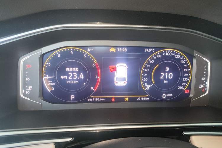 Used Volkswagen Tiguan L 2024 Outstanding Model 300TSI Automatic Two-Wheel Drive Longteng Edition Instrument Cluster