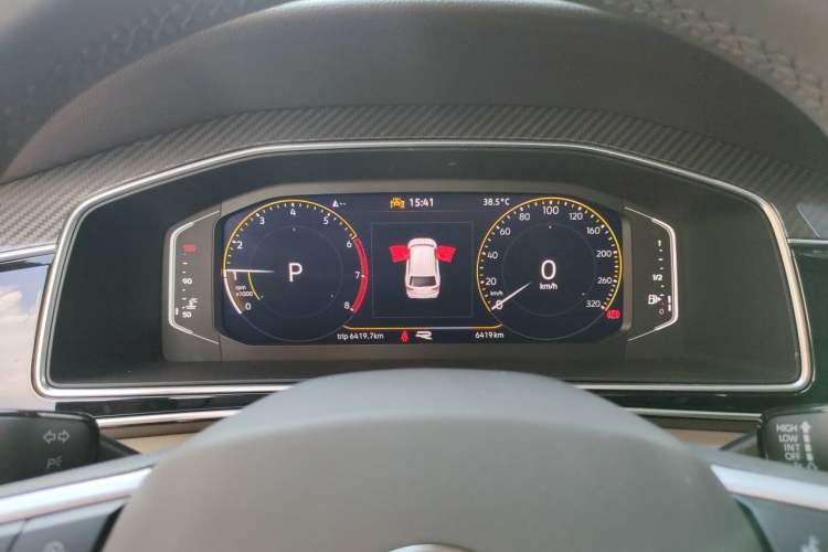 Used Volkswagen Tiguan L 2024 Outstanding Model 330TSI Automatic Two-Wheel Drive R-Line Dragon Glory Edition Instrument Cluster