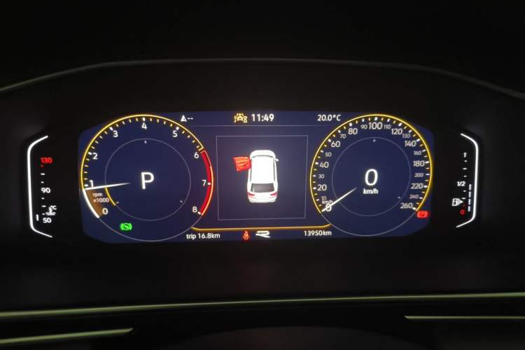 Used Volkswagen Tiguan L 2024 Outstanding Model 330TSI Automatic Two-Wheel Drive R-Line Dragon Glory Edition Instrument Cluster