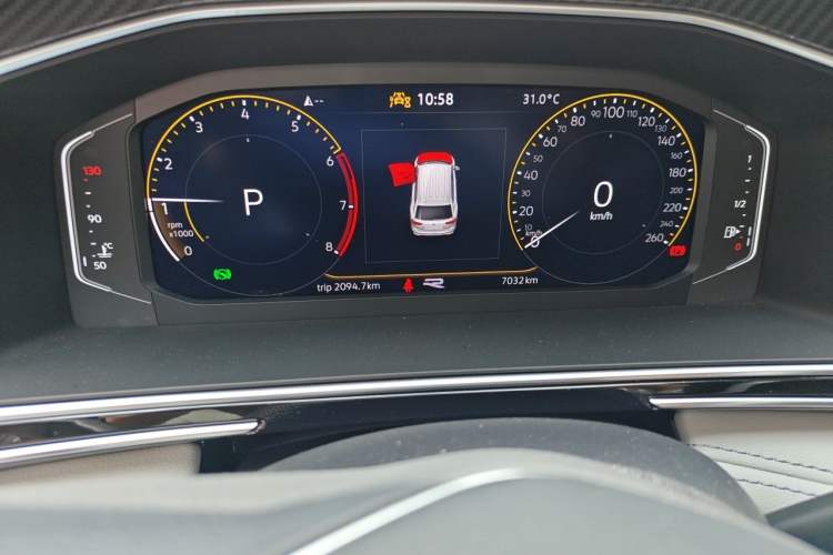 Used Volkswagen Tiguan L 2024 Outstanding Model 330TSI Automatic Two-Wheel Drive R-Line Dragon Glory Edition Instrument Cluster