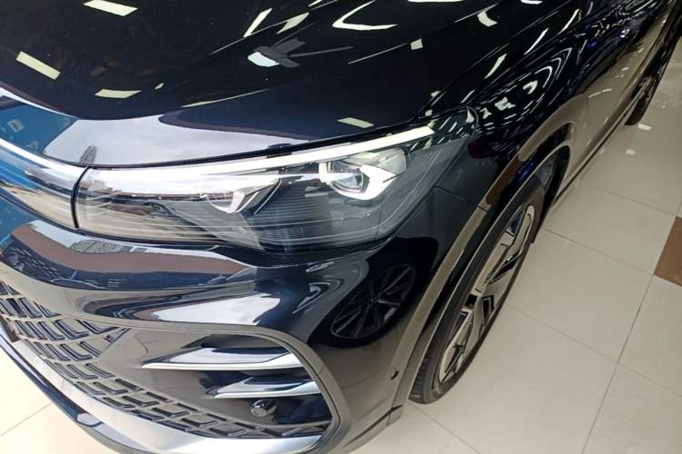Used Volkswagen Tiguan L 2024 PRO 380TSI Four-Wheel Drive R-Line Prestige Edition Left Front Headlight