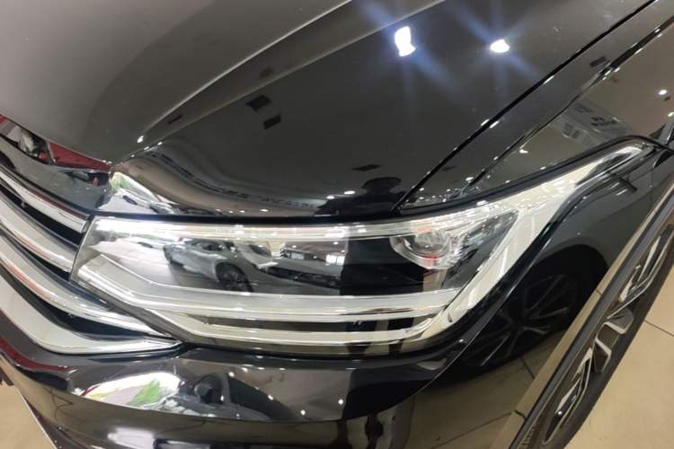 Used Volkswagen Tiguan L 2024 330TSI Automatic Two-Wheel Drive R-Line Enhanced Edition Left Front Headlight