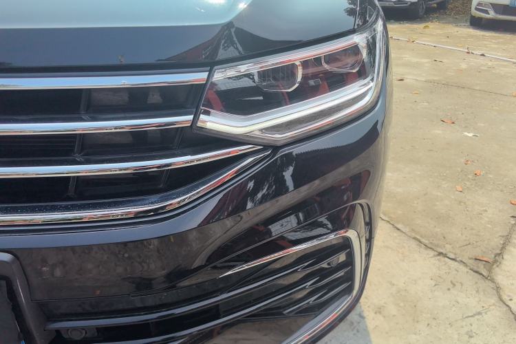 Used Volkswagen Tiguan L 2024 330TSI Automatic Two-Wheel Drive R-Line Enhanced Edition Left Front Headlight