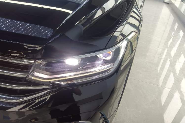 Used Volkswagen Tiguan L 2024 330TSI Automatic Two-Wheel Drive R-Line Enhanced Edition Left Front Headlight