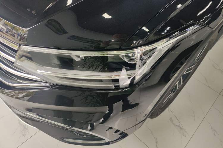 Used Volkswagen Tiguan L 2024 330TSI Automatic Two-Wheel Drive R-Line Enhanced Edition Left Front Headlight