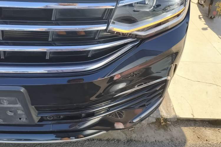 Used Volkswagen Tiguan L 2024 330TSI Automatic Two-Wheel Drive R-Line Enhanced Edition Left Front Headlight