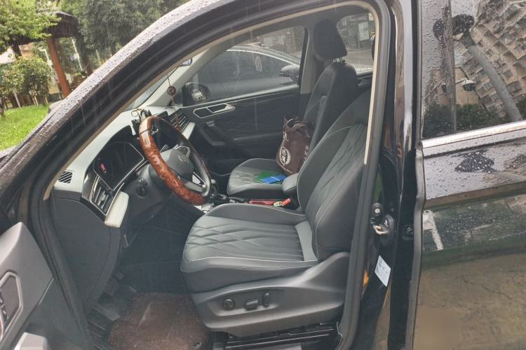 Used Volkswagen Tiguan L 2024 300TSI Automatic Two-Wheel Drive Smart Edition Left Front Seat