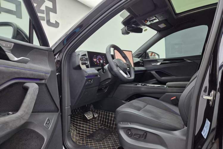Used Volkswagen Tiguan L 2024 PRO 380TSI Four-Wheel Drive R-Line Prestige Edition Left Front Seat