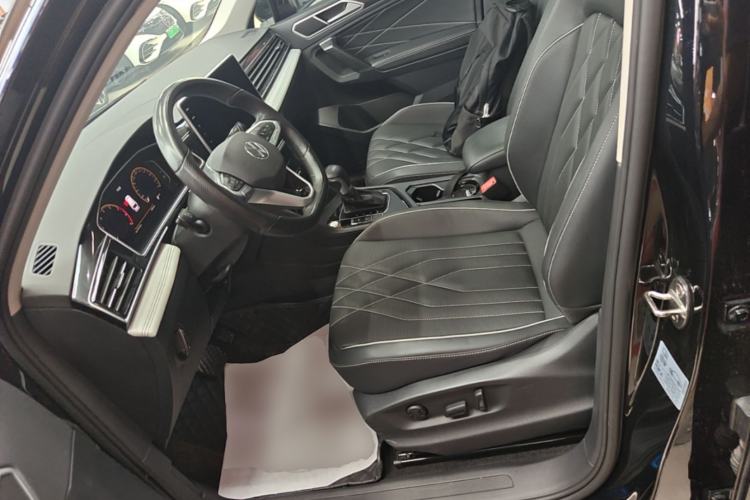 Used Volkswagen Tiguan L 2024 300TSI Automatic Two-Wheel Drive Smart Edition Left Front Seat