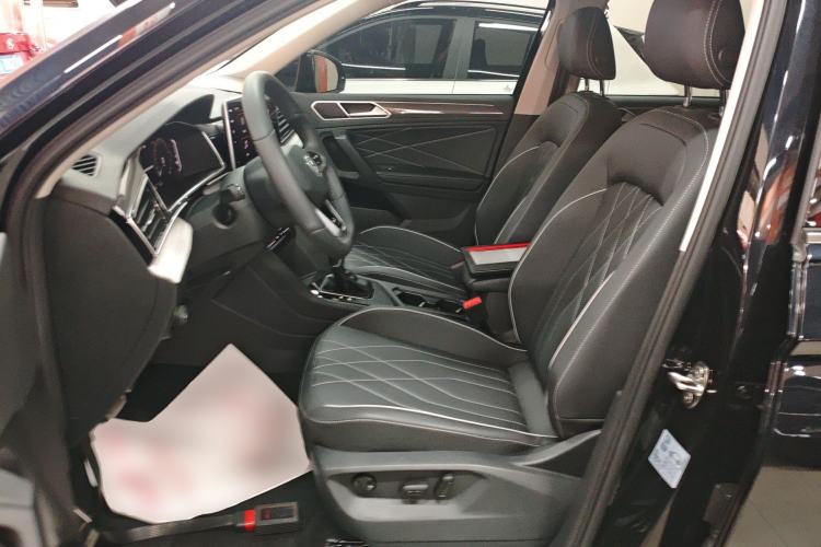 Used Volkswagen Tiguan L 2024 330TSI Automatic Two-Wheel Drive R-Line Enhanced Edition Left Front Seat