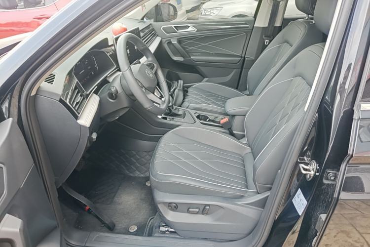 Used Volkswagen Tiguan L 2024 300TSI Automatic Two-Wheel Drive Smart Edition Left Front Seat