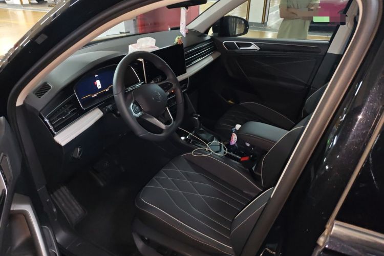 Used Volkswagen Tiguan L 2024 300TSI Automatic Two-Wheel Drive Smart Edition Left Front Seat