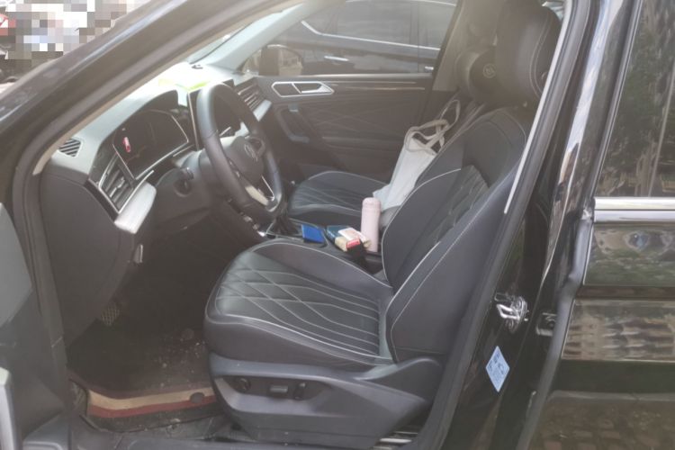 Used Volkswagen Tiguan L 2024 Outstanding Model 300TSI Automatic Two-Wheel Drive Longteng Edition Left Front Seat