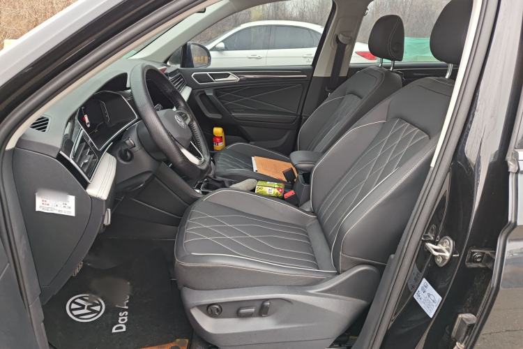 Used Volkswagen Tiguan L 2024 Outstanding Model 300TSI Automatic Two-Wheel Drive Longteng Edition Left Front Seat