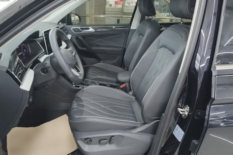 Used Volkswagen Tiguan L 2024 300TSI Automatic Two-Wheel Drive Smart Edition Left Front Seat